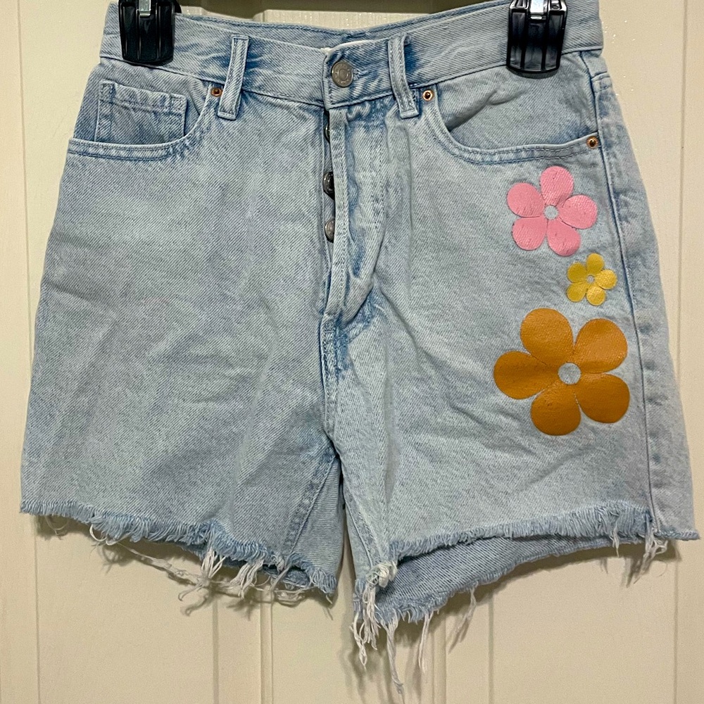 Pacsun light wash denim shorts